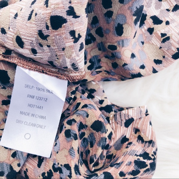 Hy + Dot blush leopard frump blouse - Picture 5 of 7